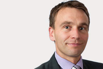 Porträt von Richard Tischl, Dozent beim Steuerrechts-Institut KNOLL.