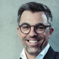 KNOLL_Bernhard_Broehl